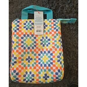 6484 Cat & Jack Lunch Bag Easy Clean, Insulated Liner With Mesh Pocket 8 X 4X 10